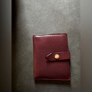 Rag & Bone card case. Beautiful leather.Snap tab.Multi areas for cards. Wine/tan